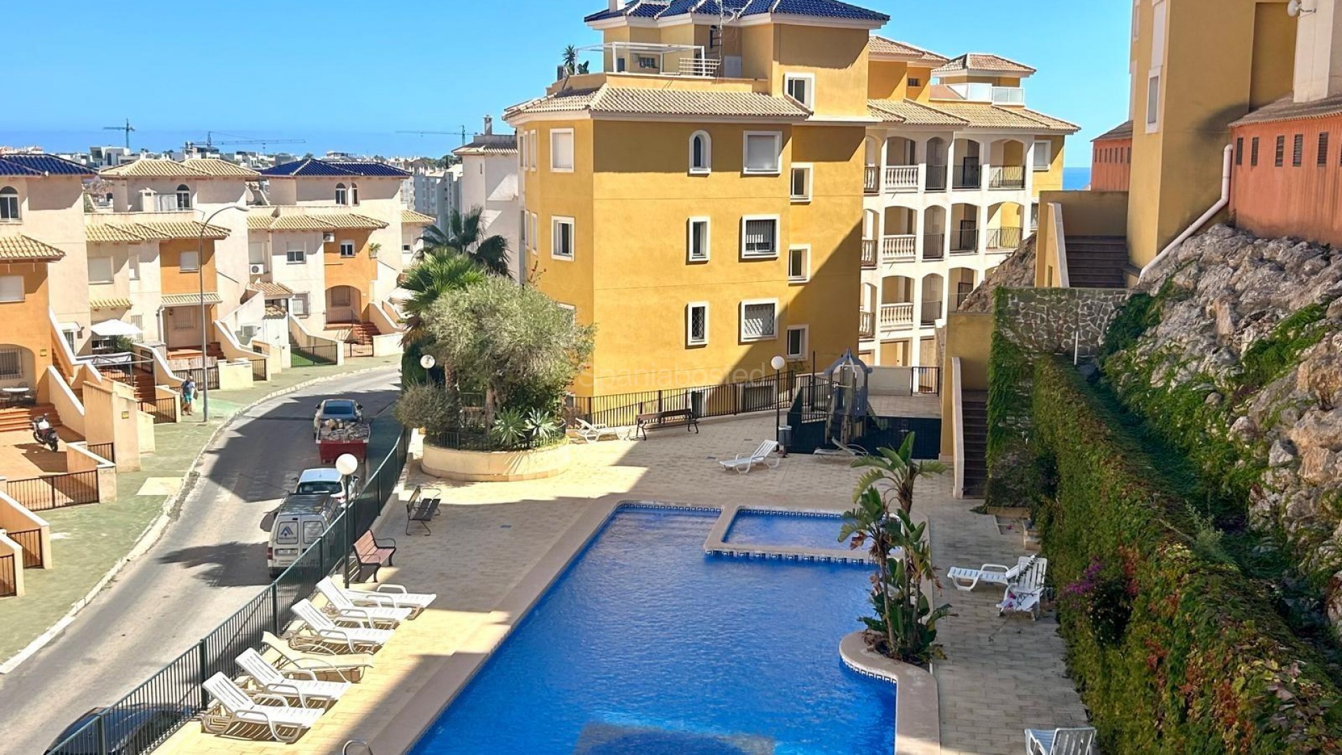 Resale - Apartment -
Orihuela Costa - Campoamor