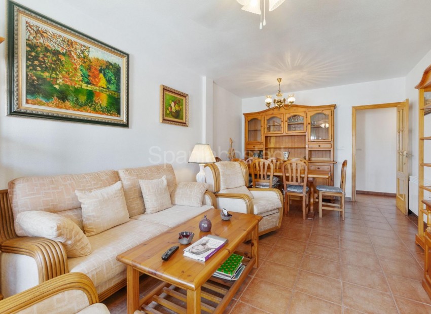 Resale - Apartment -
Orihuela Costa - Campoamor