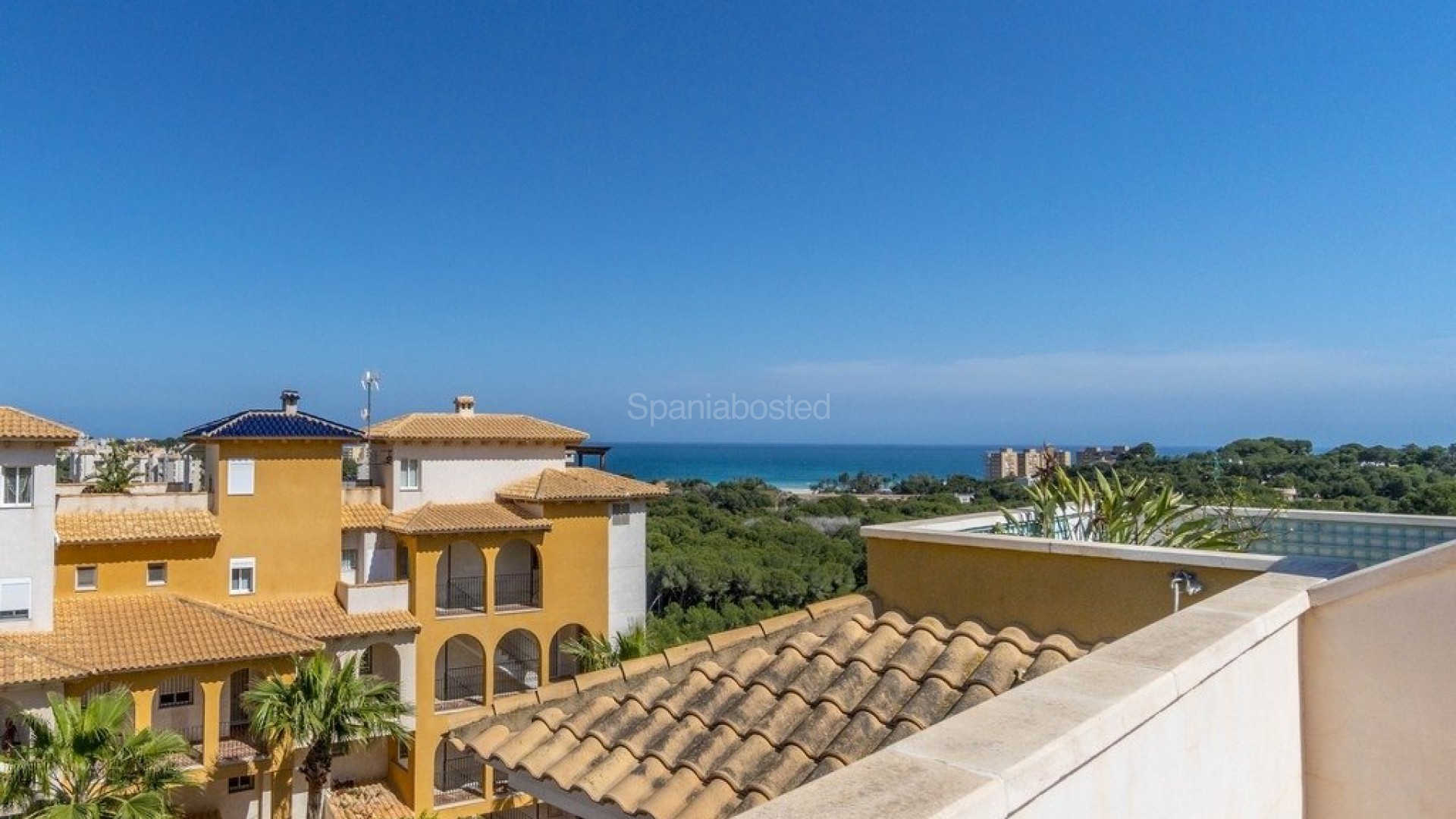 Resale - Apartment -
Orihuela Costa - Campoamor