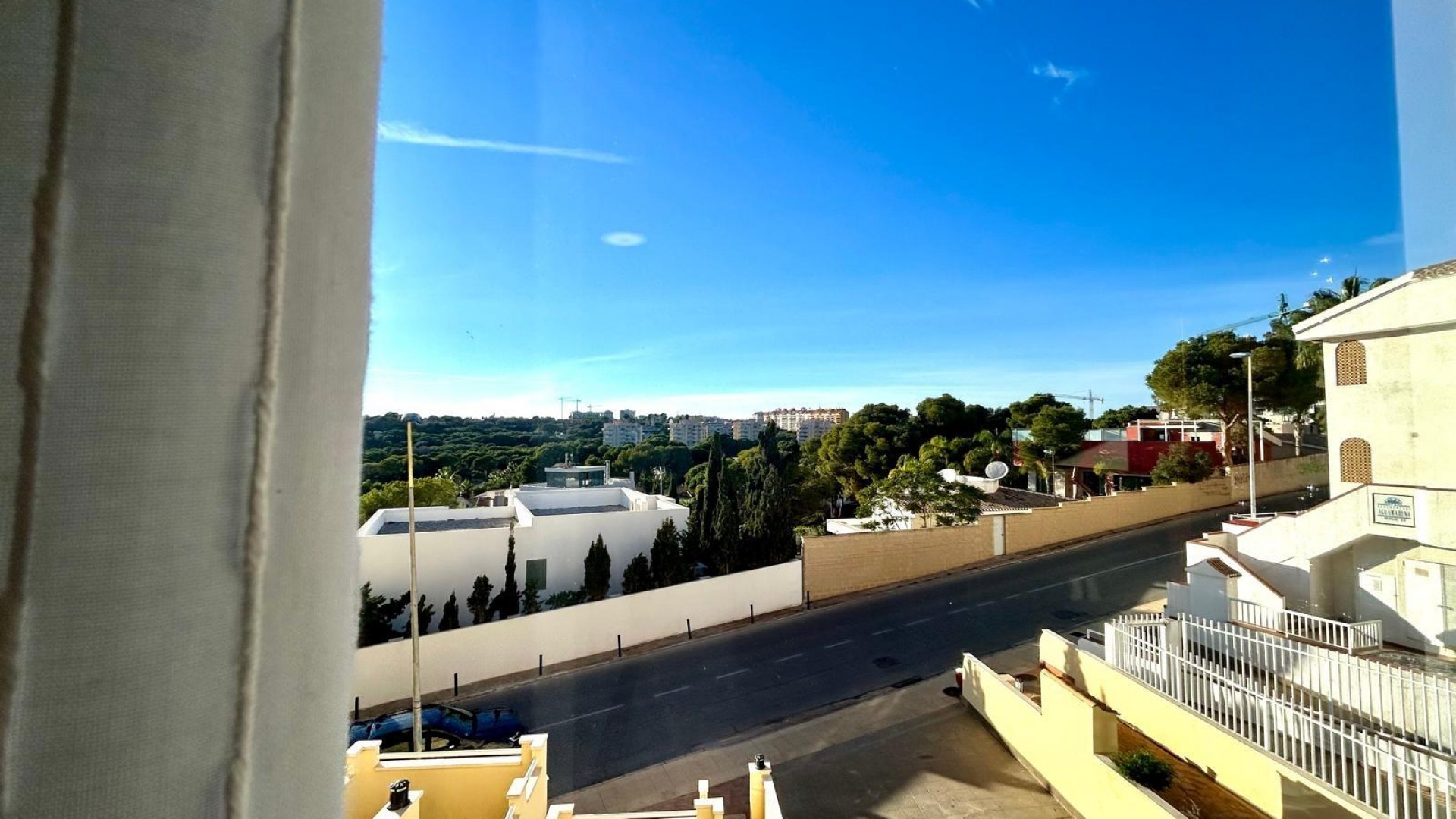 Resale - Apartment -
Orihuela Costa - Campoamor