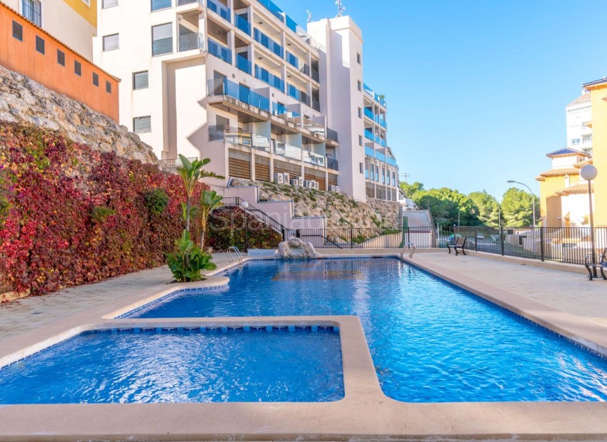 Resale - Apartment -
Orihuela Costa - Campoamor