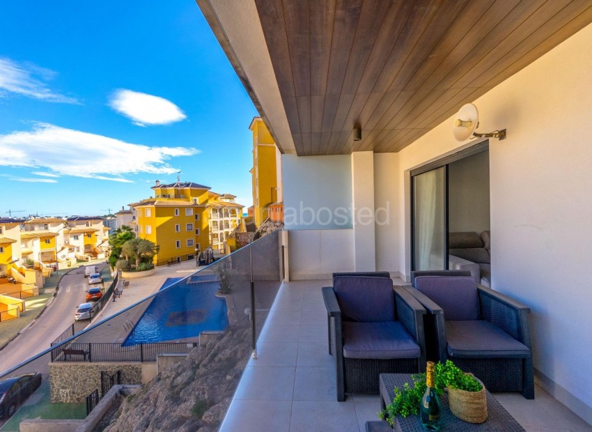 Resale - Apartment -
Orihuela Costa - Campoamor