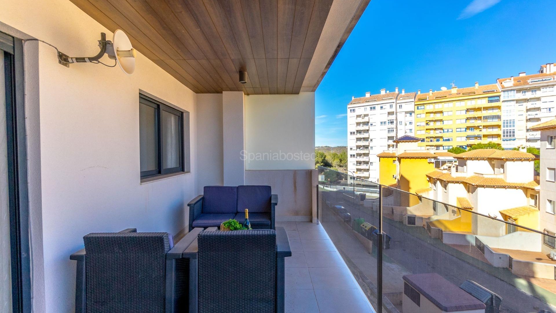 Resale - Apartment -
Orihuela Costa - Campoamor