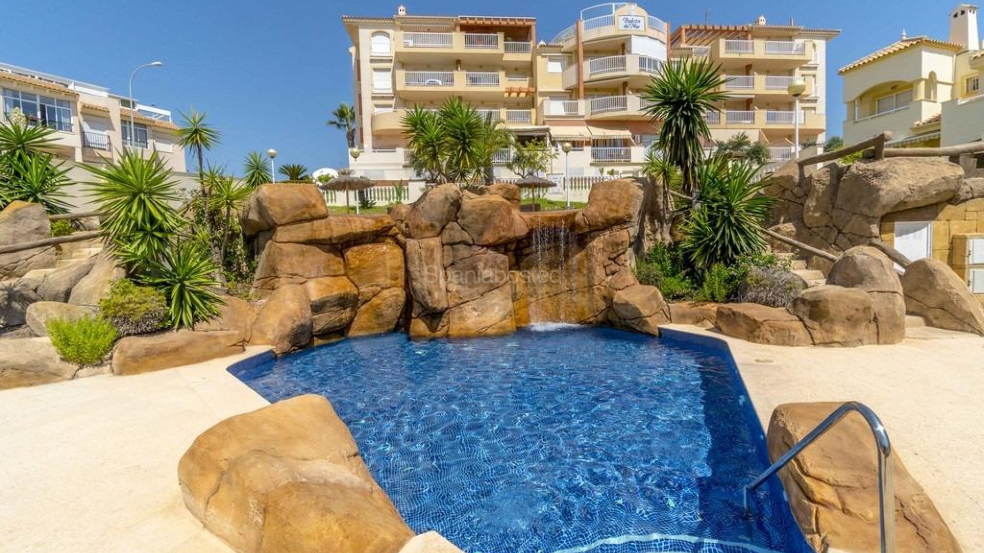 Resale - Apartment -
Orihuela Costa - Campoamor