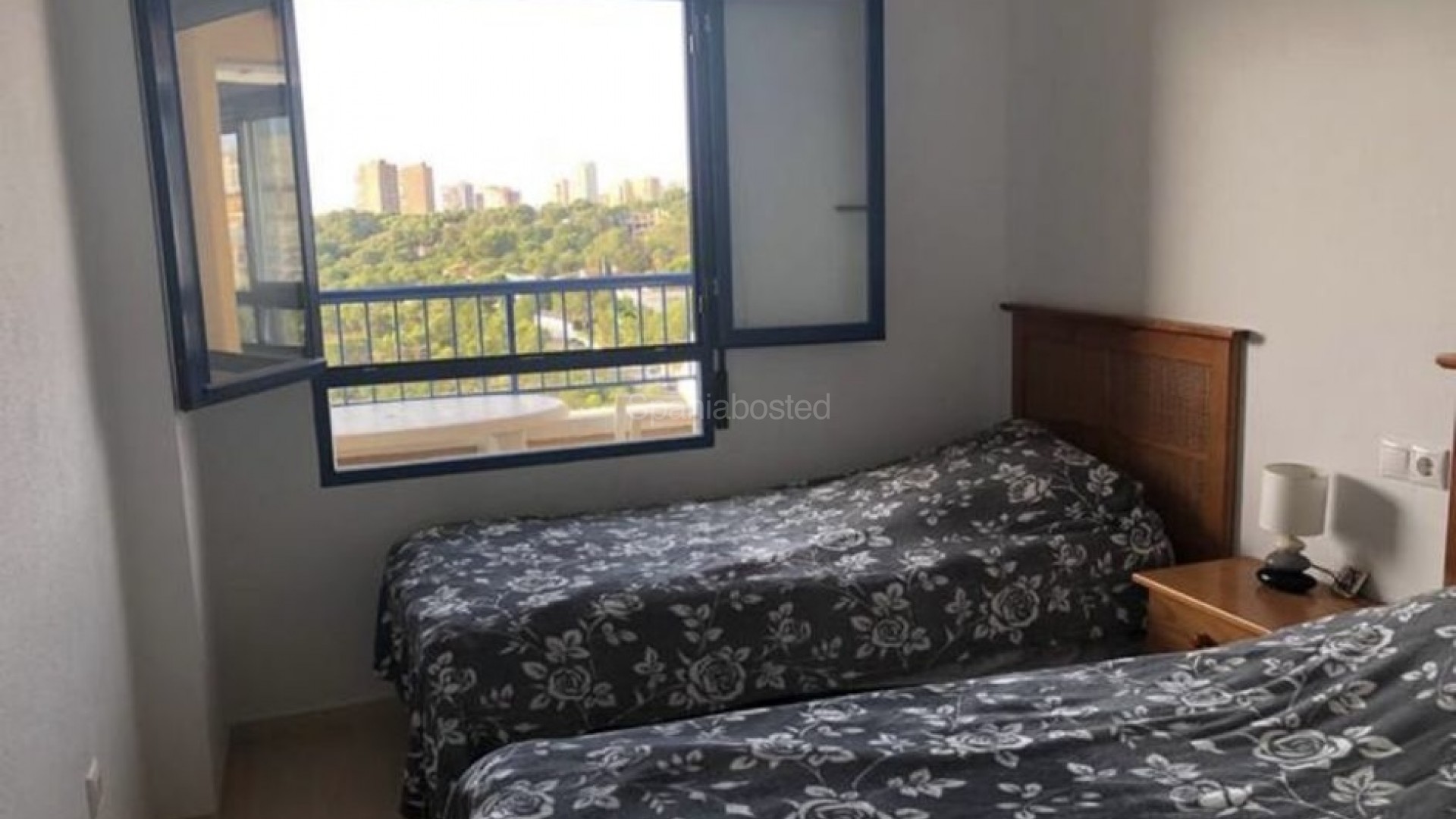 Resale - Apartment -
Orihuela Costa - Campoamor