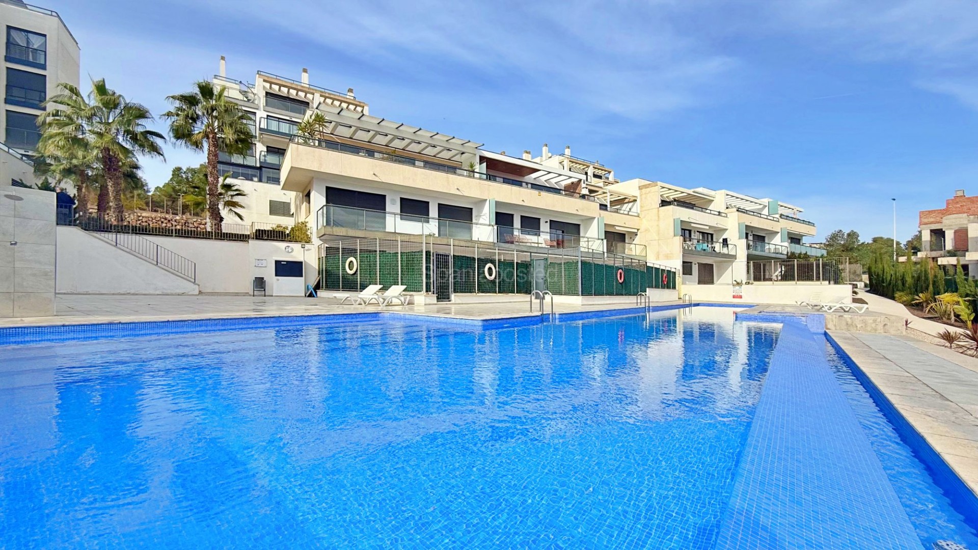 Resale - Apartment -
Orihuela Costa - Campoamor