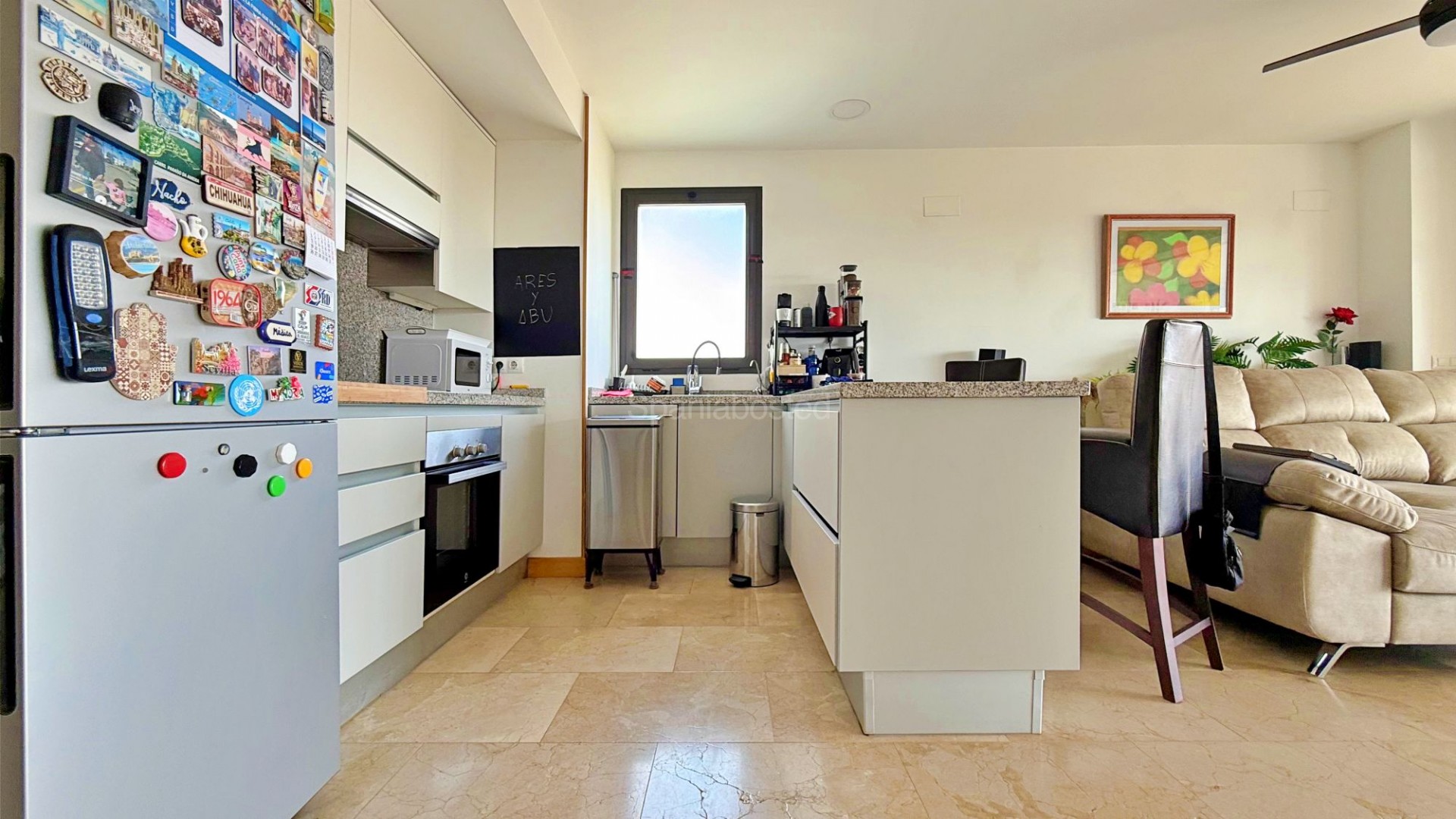 Resale - Apartment -
Orihuela Costa - Campoamor