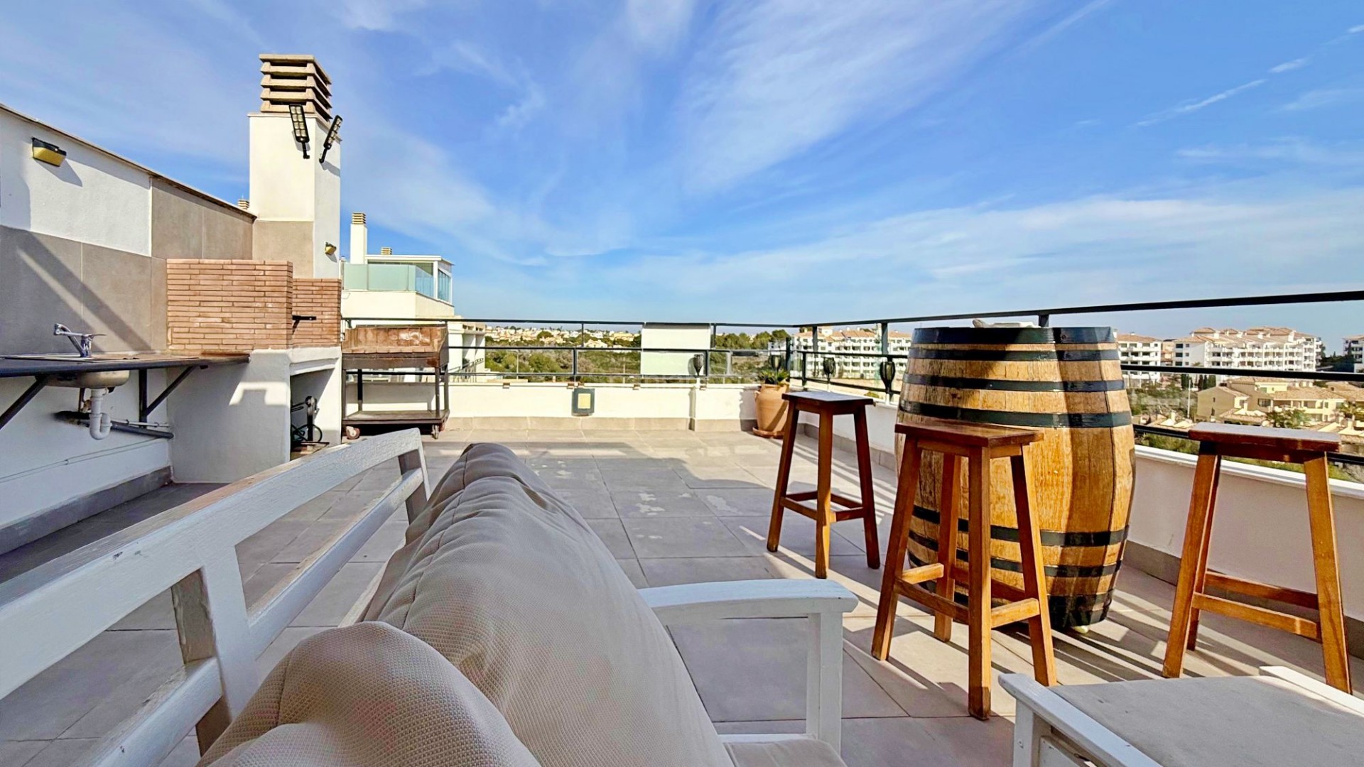 Resale - Apartment -
Orihuela Costa - Campoamor