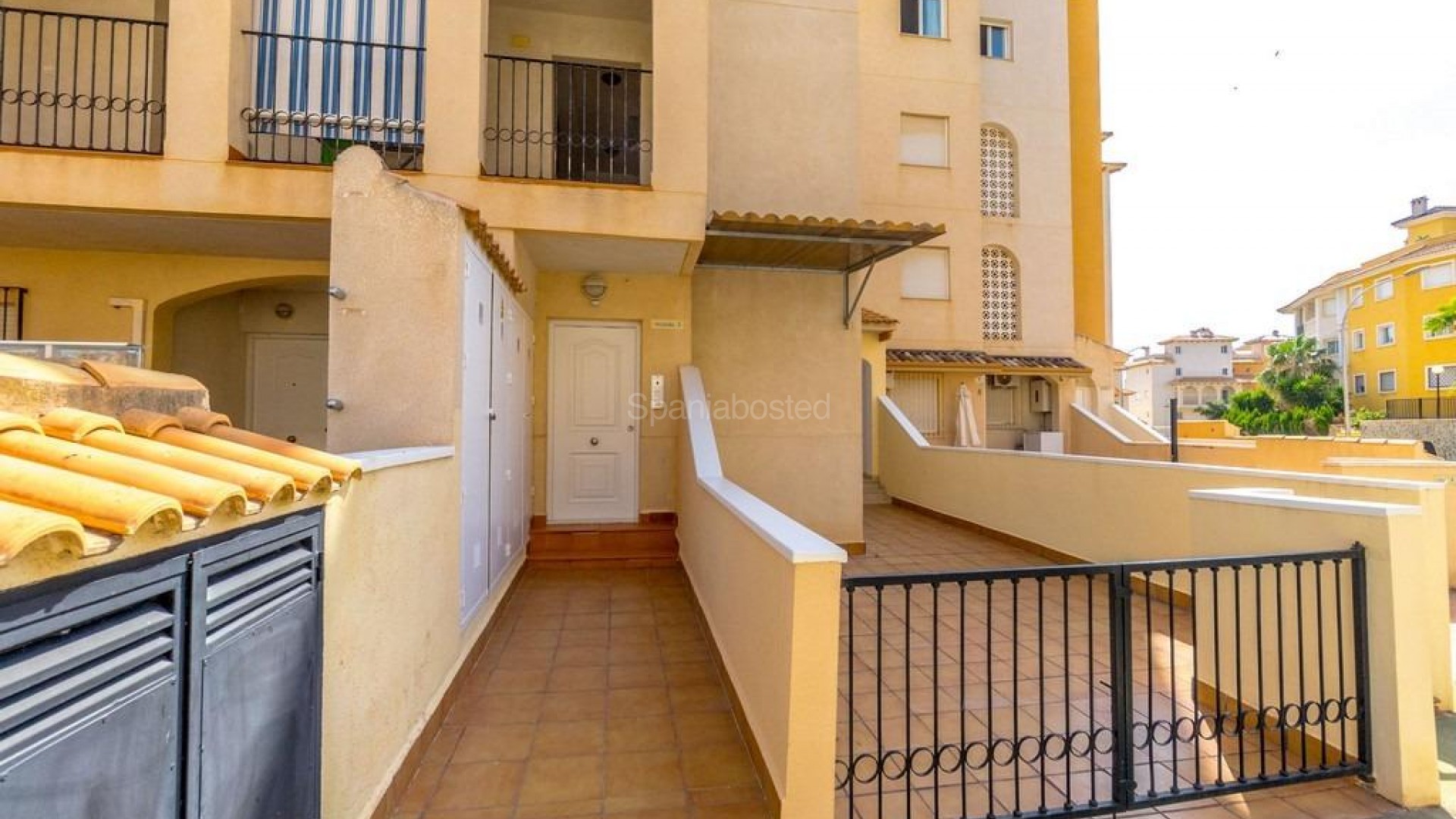Resale - Apartment -
Orihuela Costa - Campoamor