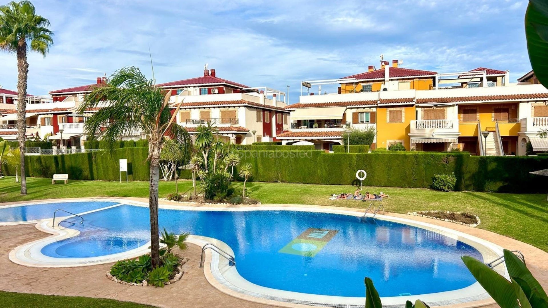 Resale - Apartment -
Orihuela Costa - La Zenia