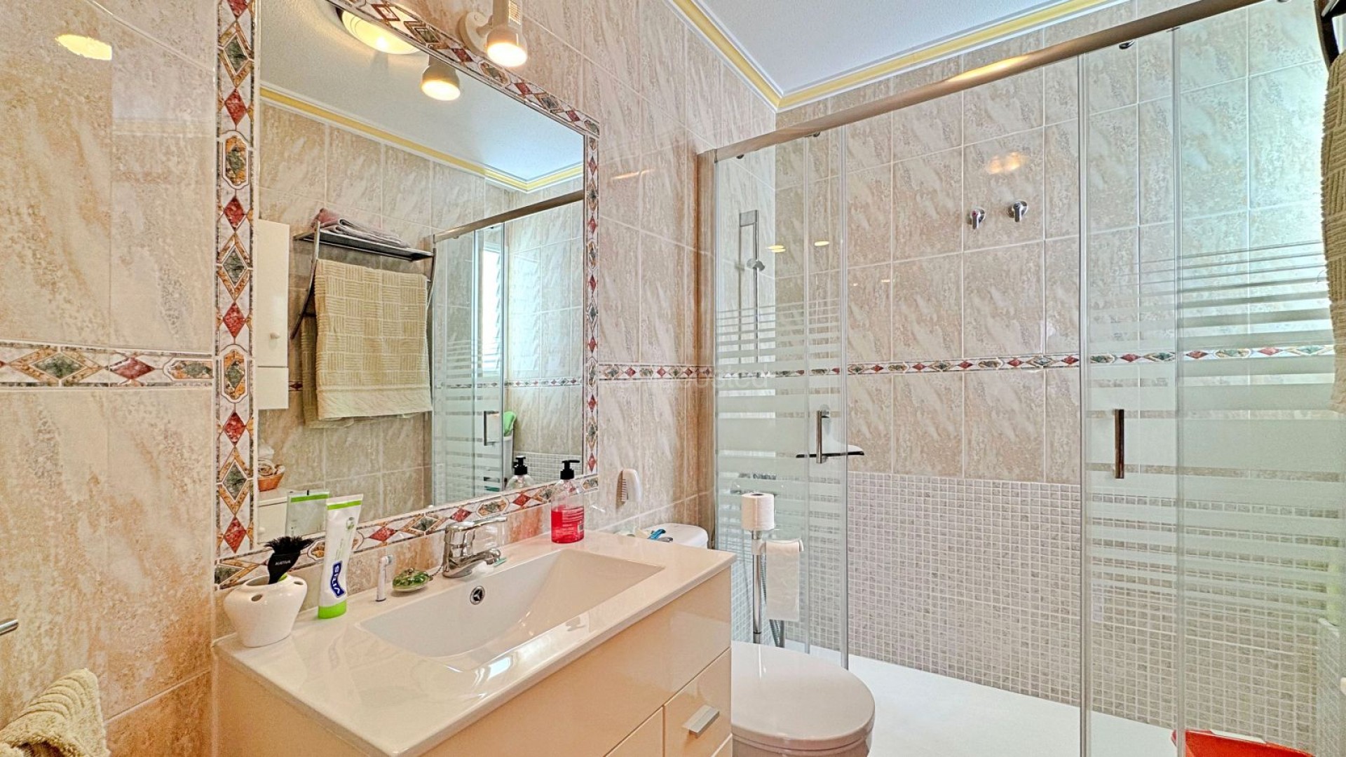 Resale - Apartment -
Orihuela Costa - La Zenia