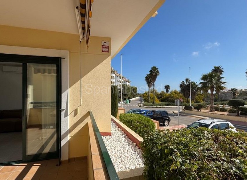 Resale - Apartment -
Orihuela Costa - Las Filipinas
