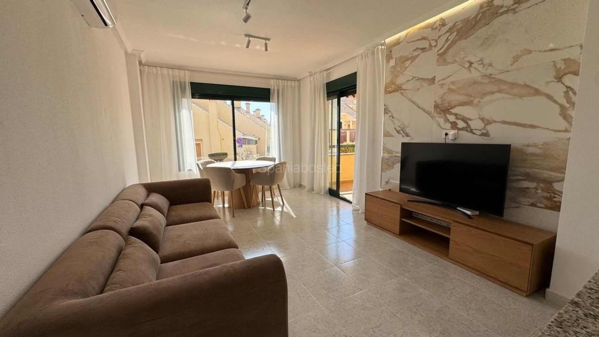 Resale - Apartment -
Orihuela Costa - Las Filipinas