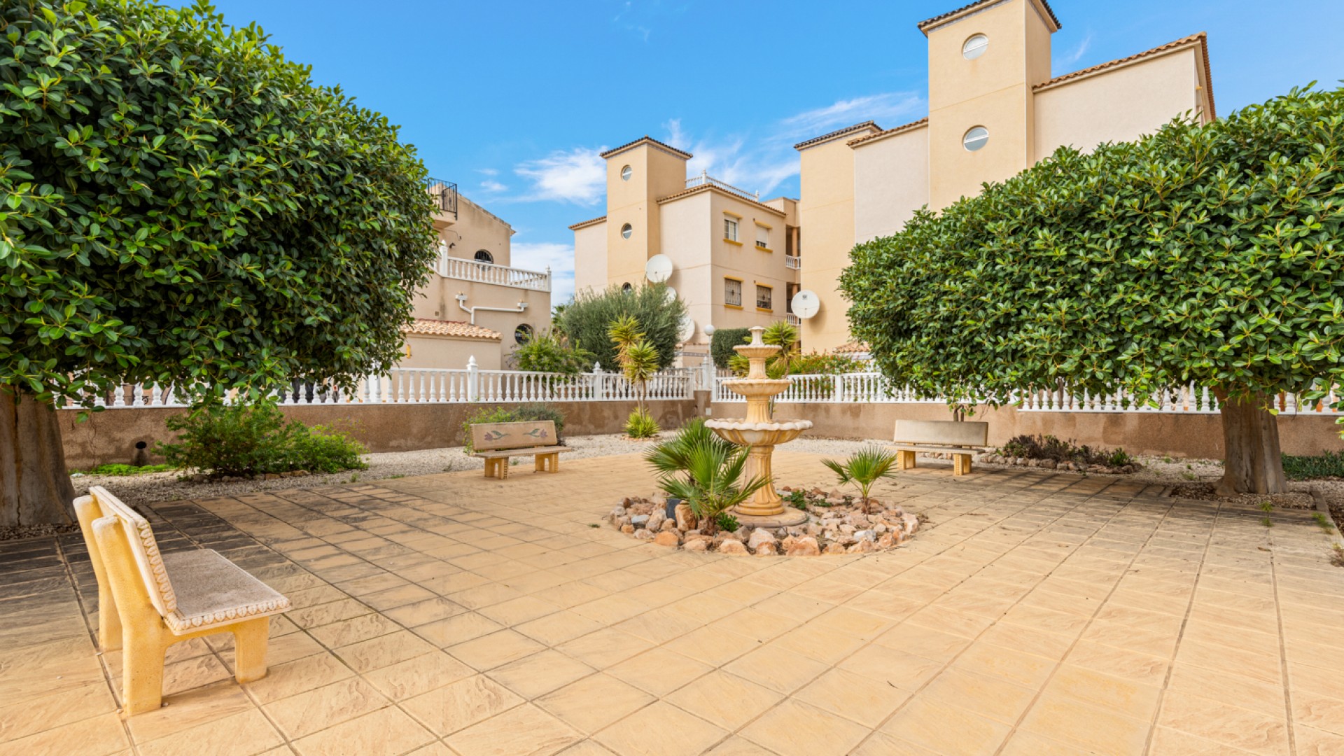 Resale - Apartment -
Orihuela Costa - Lomas de Cabo Roig