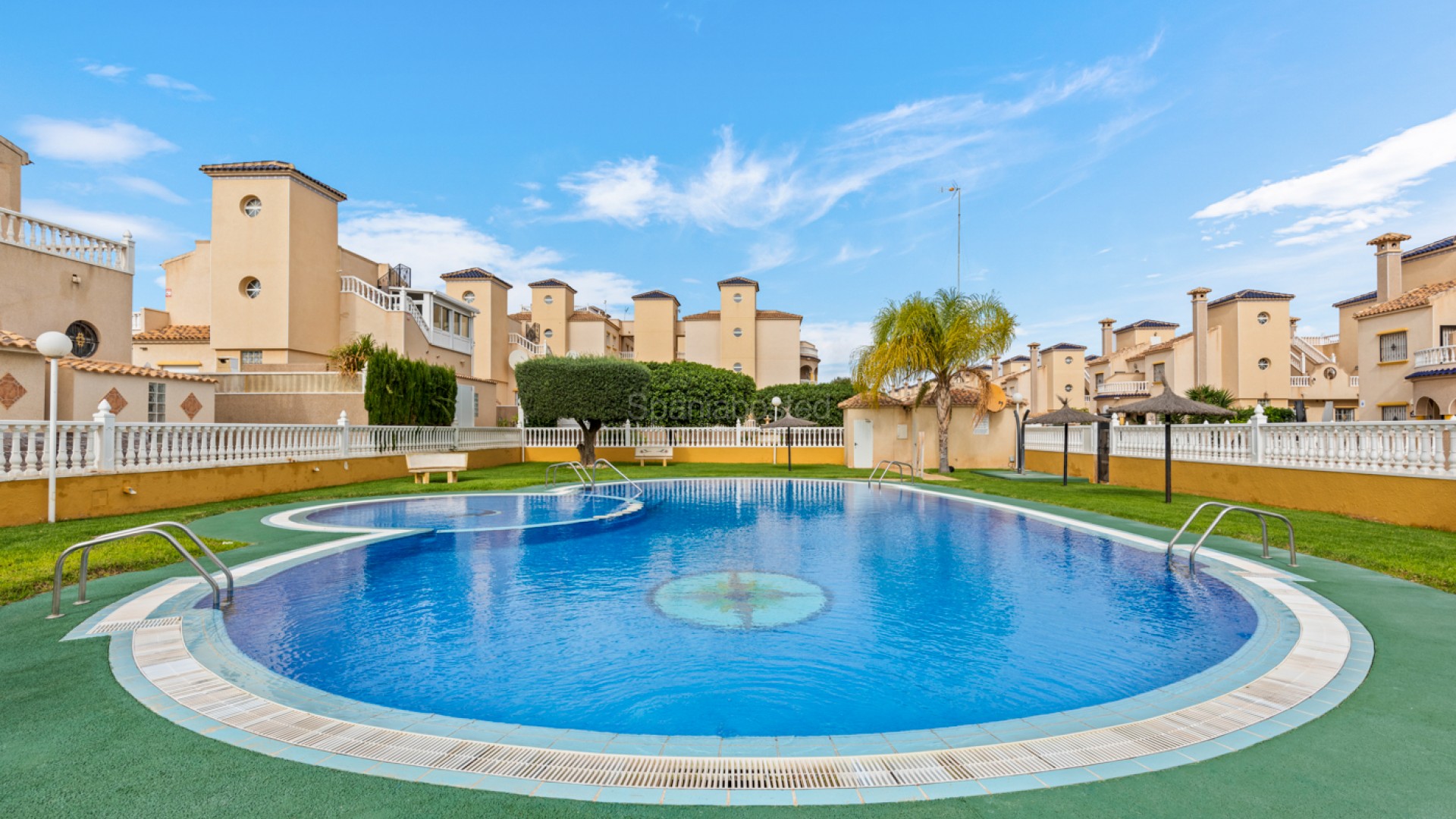 Resale - Apartment -
Orihuela Costa - Lomas de Cabo Roig