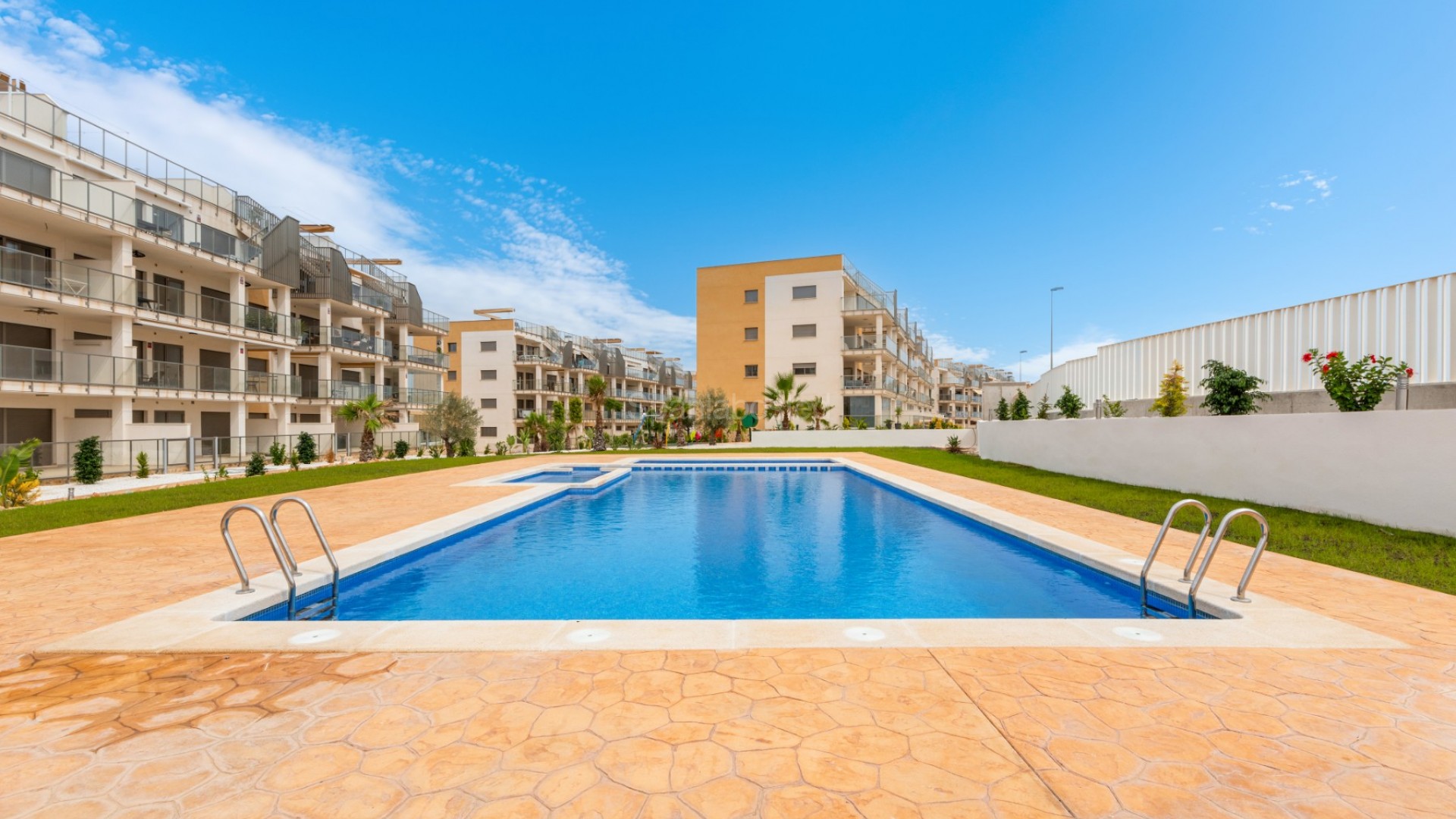 Resale - Apartment -
Orihuela Costa - Los Dolses