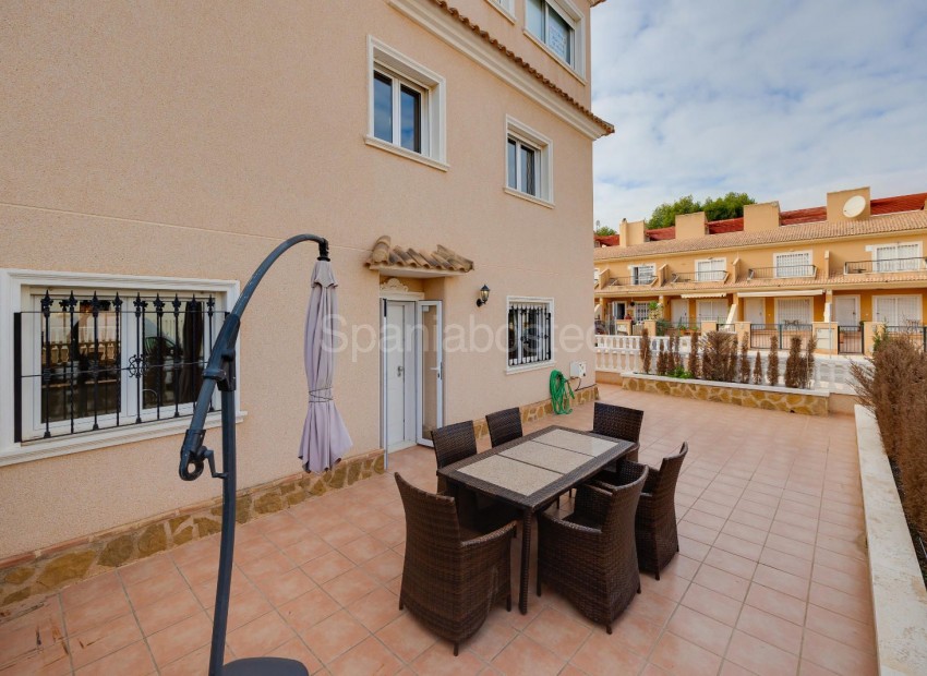 Resale - Apartment -
Orihuela-Costa - Los dolses