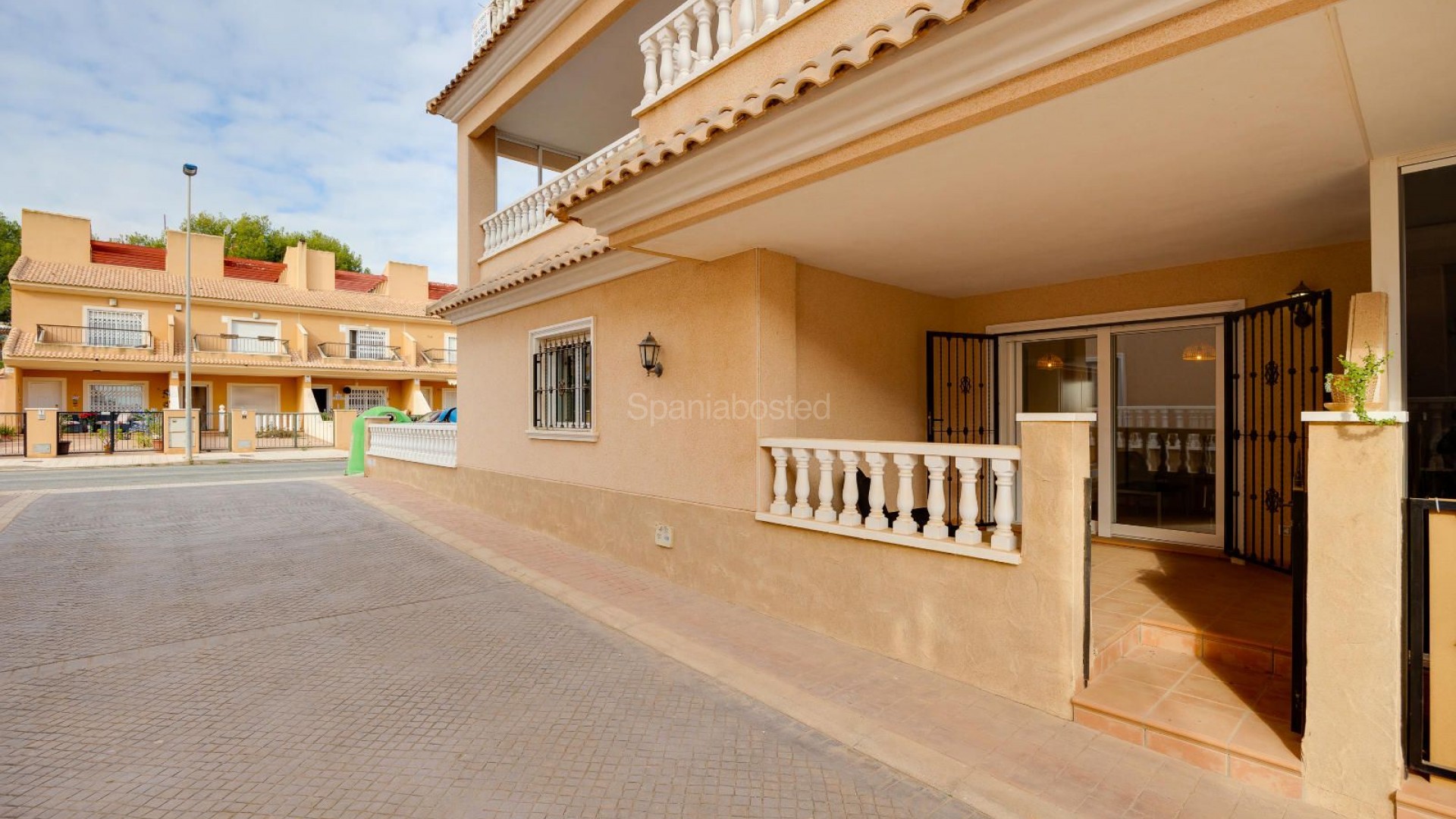 Resale - Apartment -
Orihuela-Costa - Los dolses