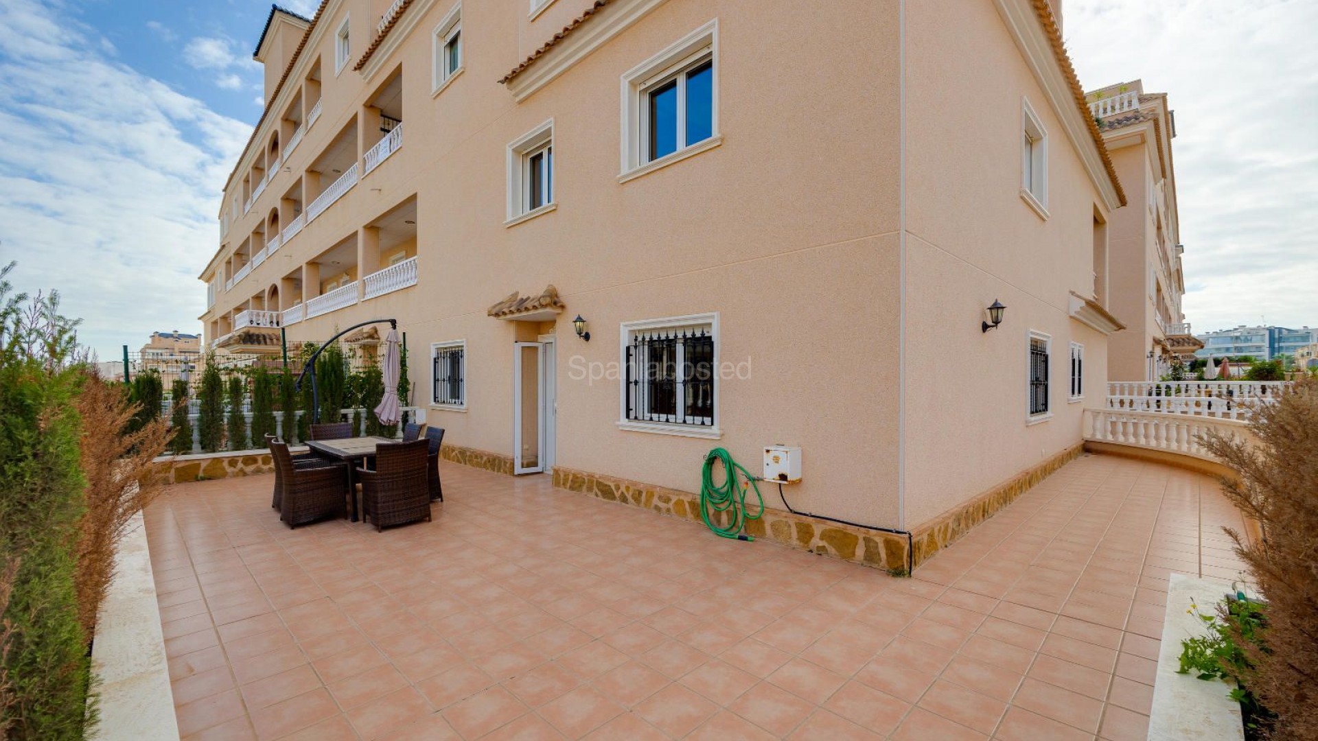 Resale - Apartment -
Orihuela-Costa - Los dolses