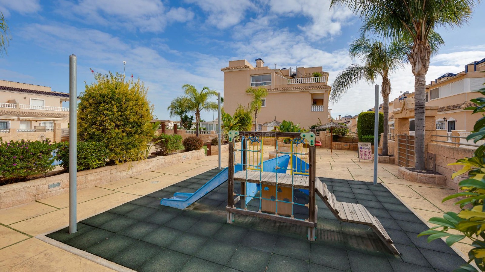 Resale - Apartment -
Orihuela-Costa - Los dolses