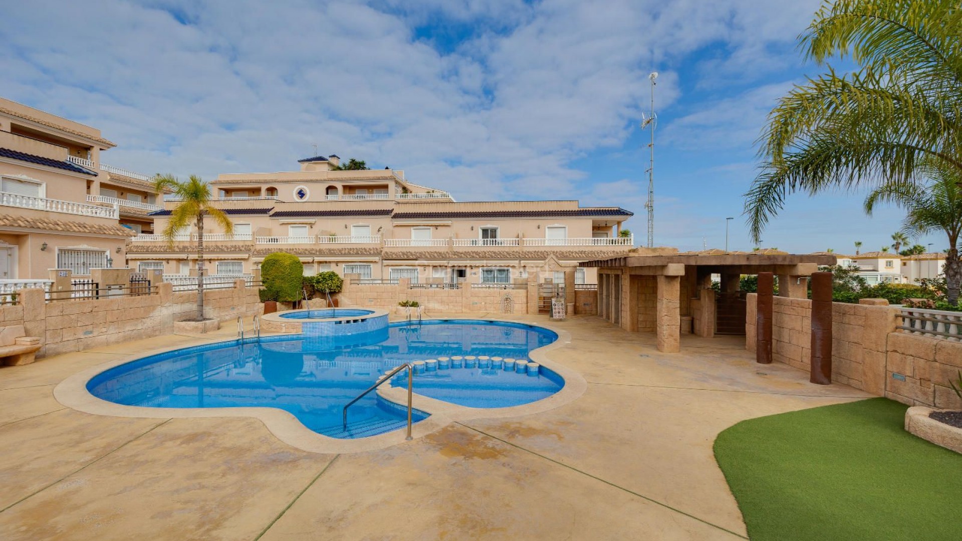 Resale - Apartment -
Orihuela-Costa - Los dolses