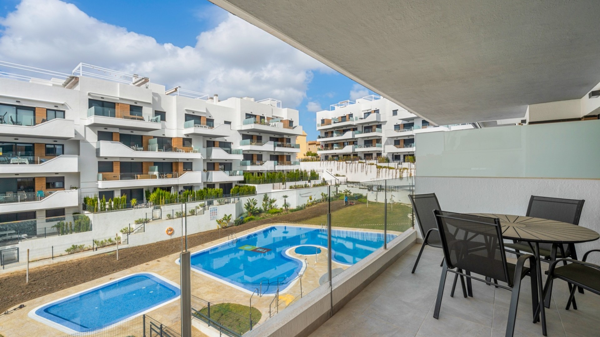 Resale - Apartment -
Orihuela Costa - Los Dolses