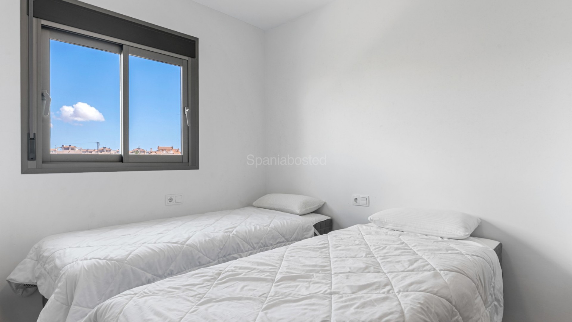 Resale - Apartment -
Orihuela Costa - Los Dolses