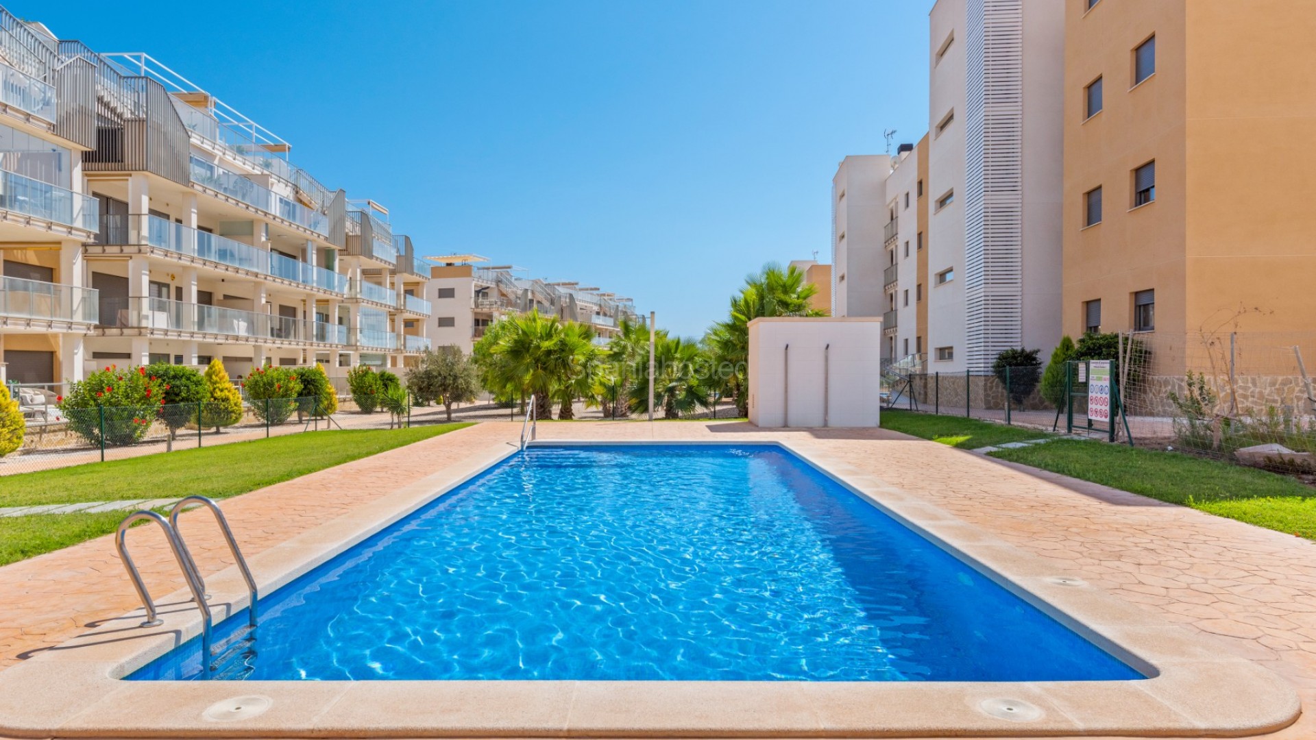 Resale - Apartment -
Orihuela Costa - Los Dolses