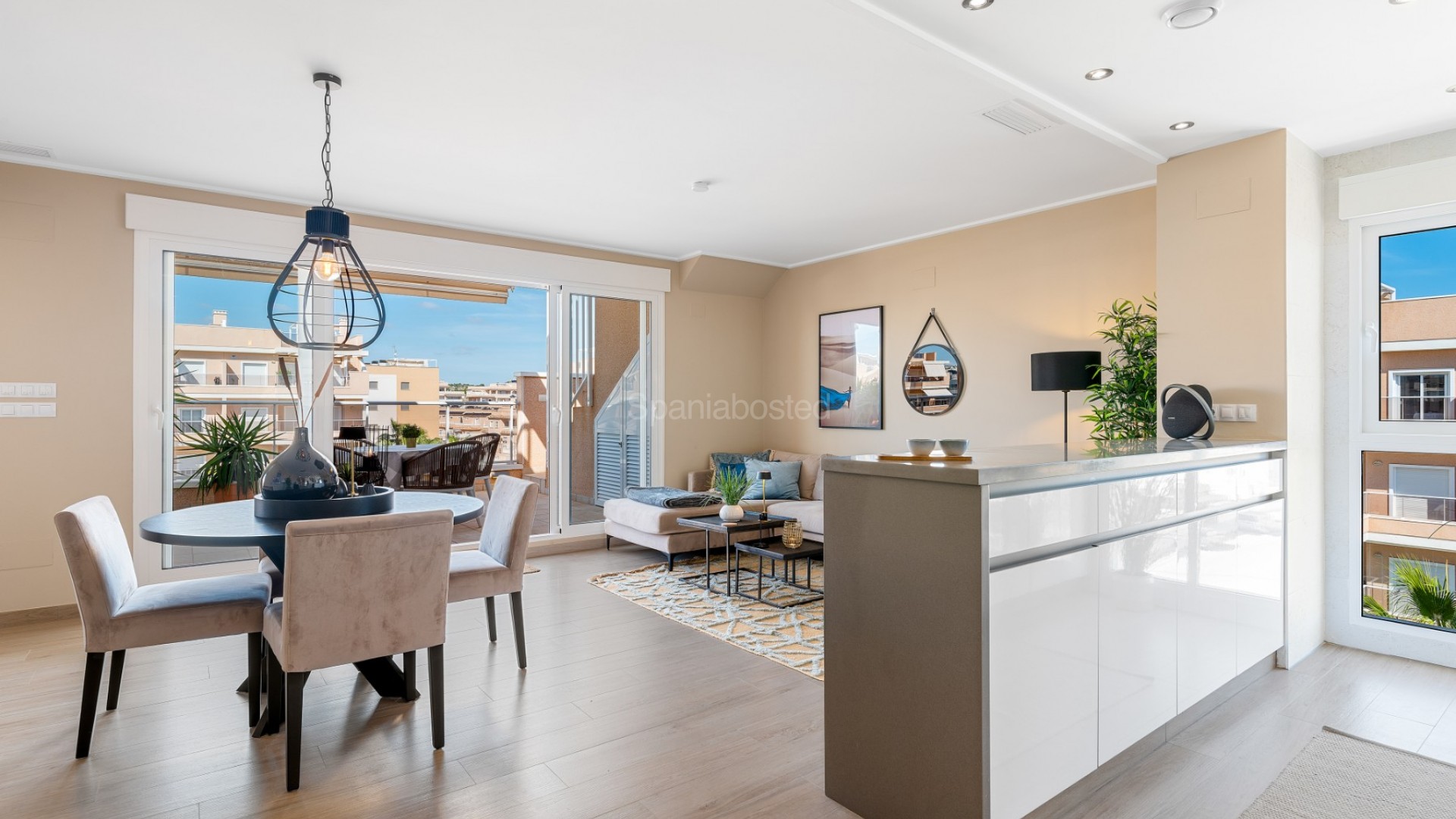 Resale - Apartment -
Orihuela Costa - Los Dolses