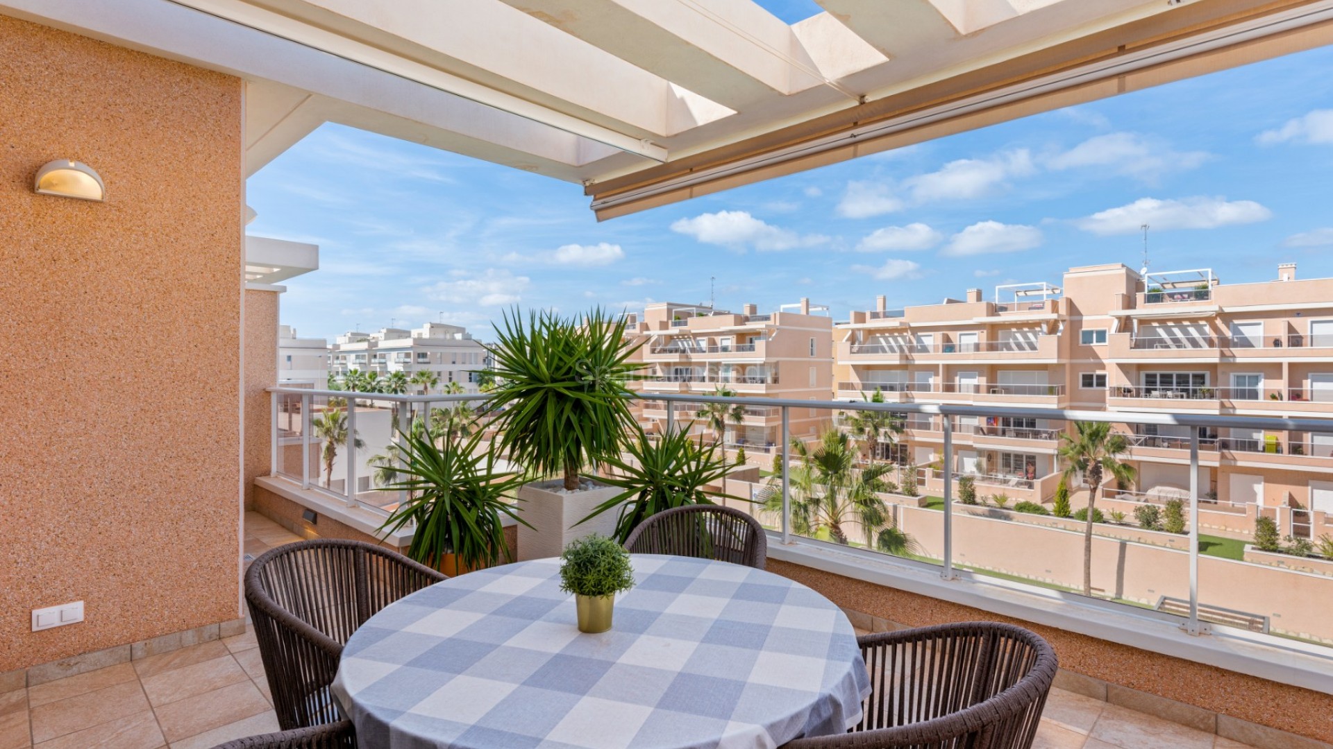 Resale - Apartment -
Orihuela Costa - Los Dolses