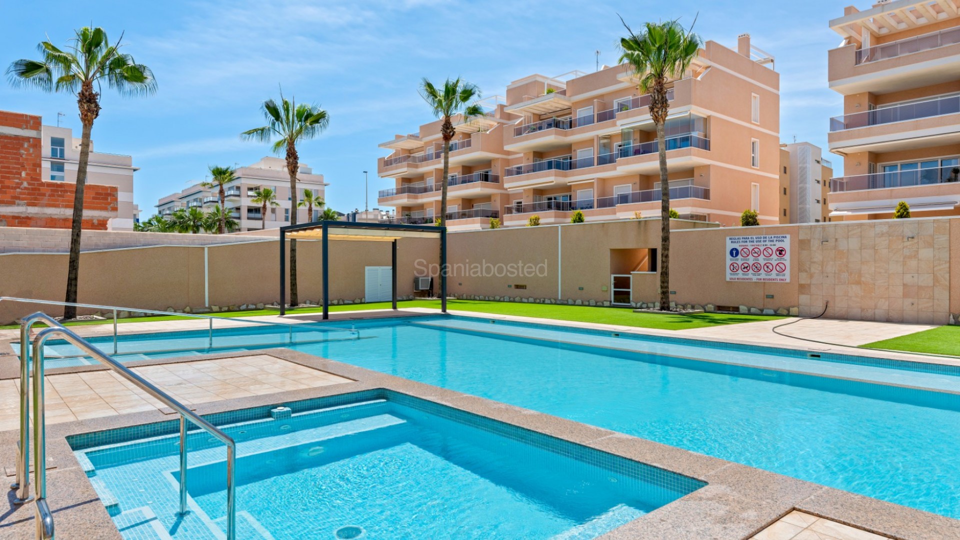 Resale - Apartment -
Orihuela Costa - Los Dolses