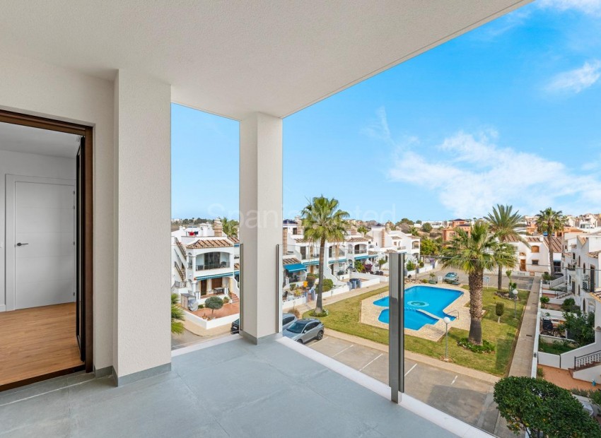 Resale - Apartment -
Orihuela Costa - PAU 8