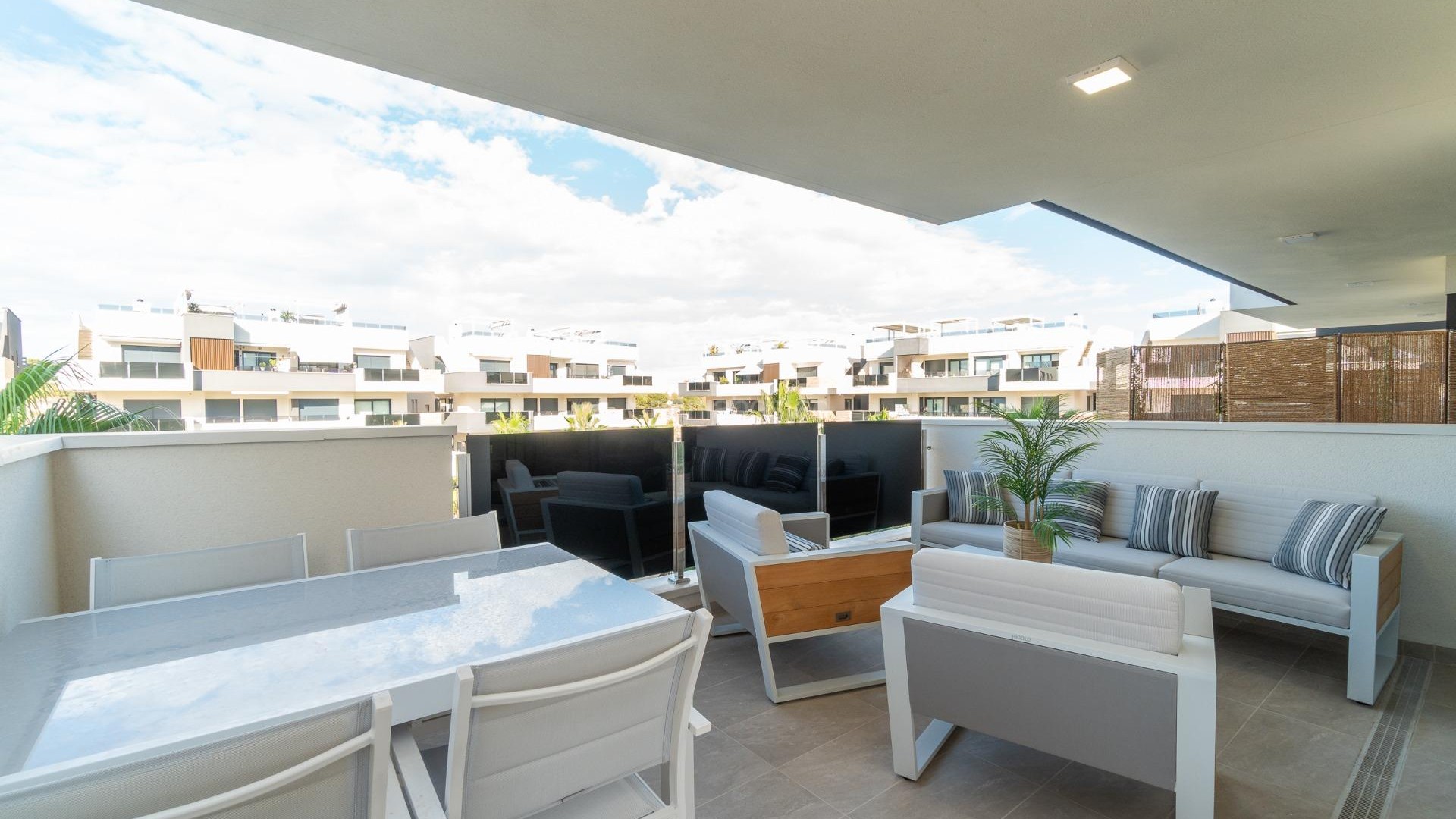 Resale - Apartment -
Orihuela Costa - Playa Flamenca