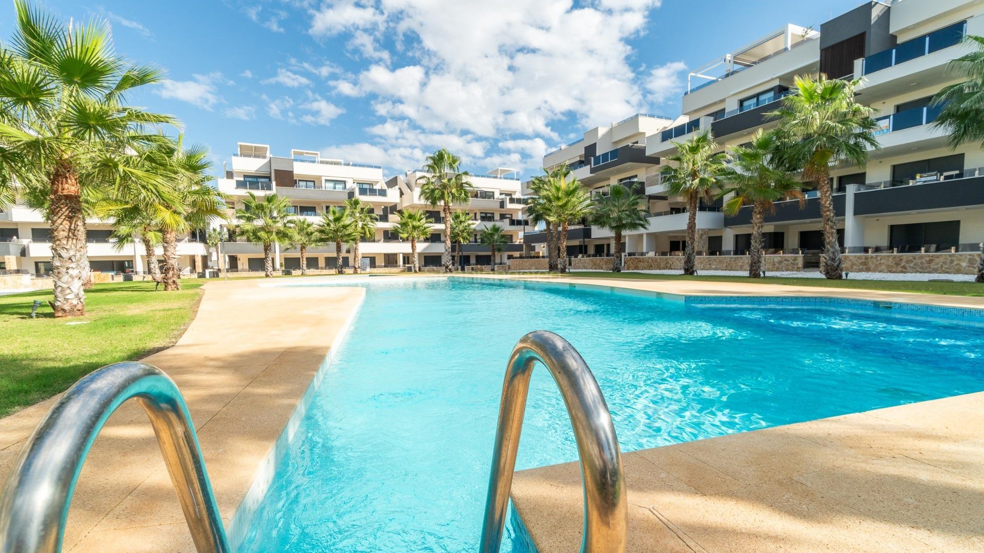 Resale - Apartment -
Orihuela Costa - Playa Flamenca