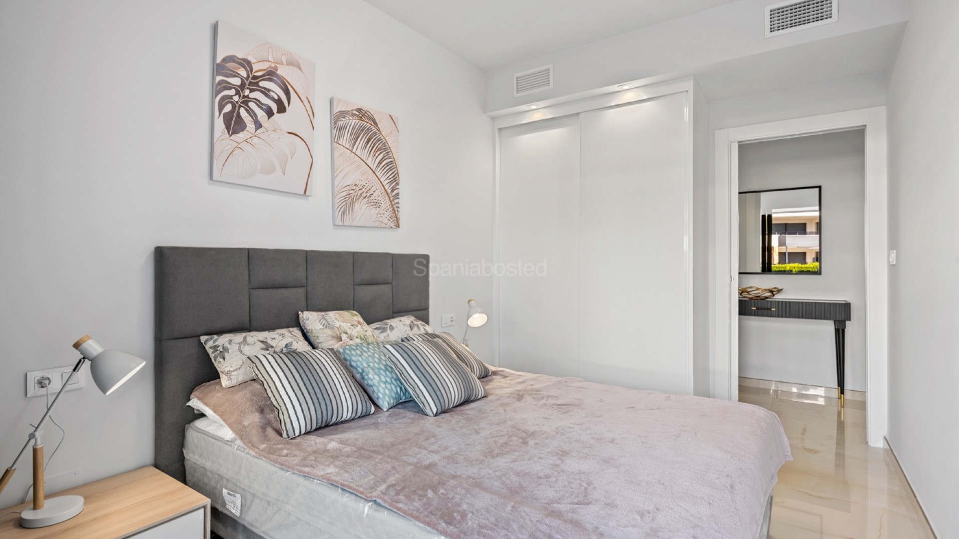 Resale - Apartment -
Orihuela Costa - Playa Flamenca