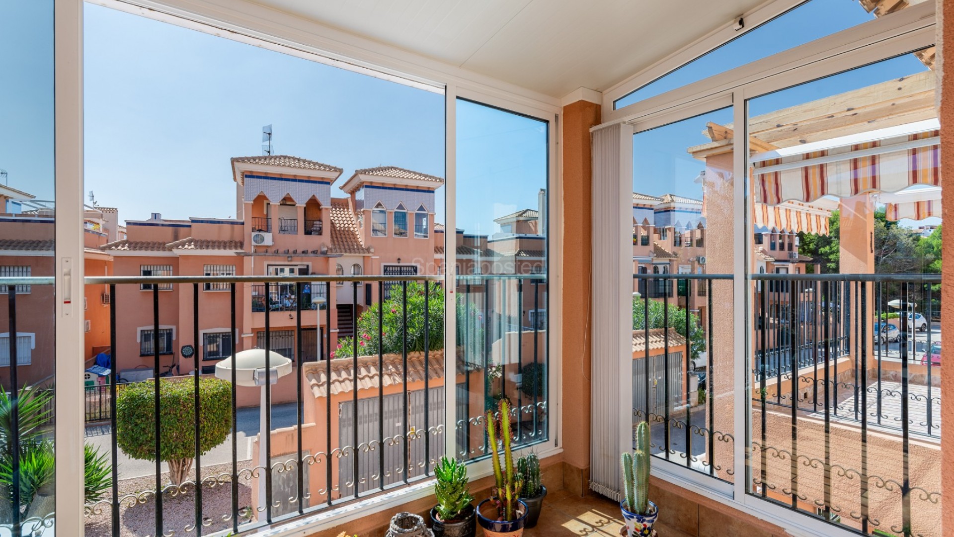 Resale - Apartment -
Orihuela Costa - Playa Flamenca