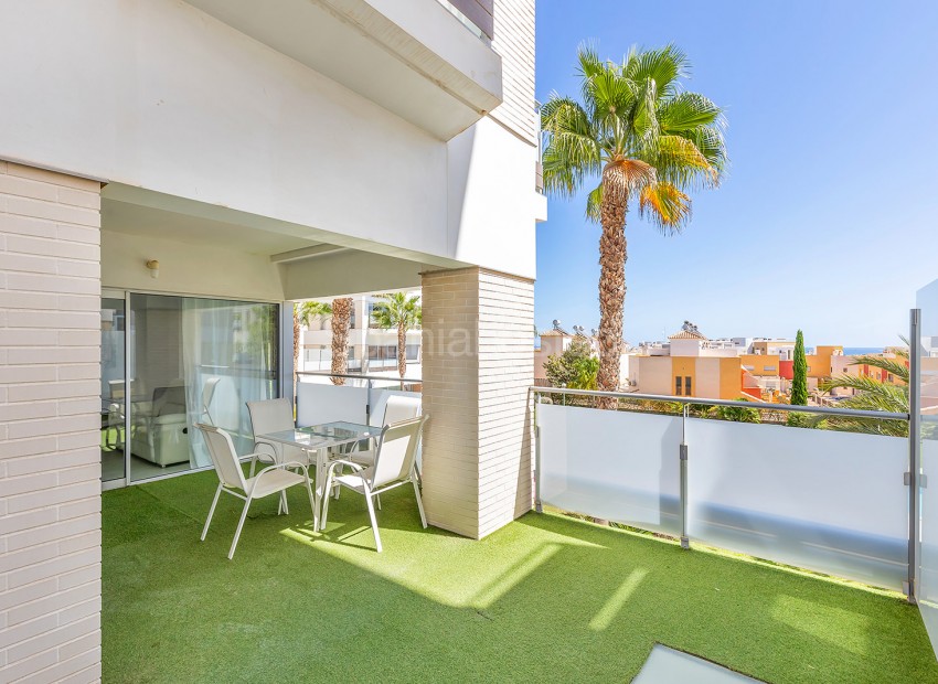 Resale - Apartment -
Orihuela Costa - Villamartin