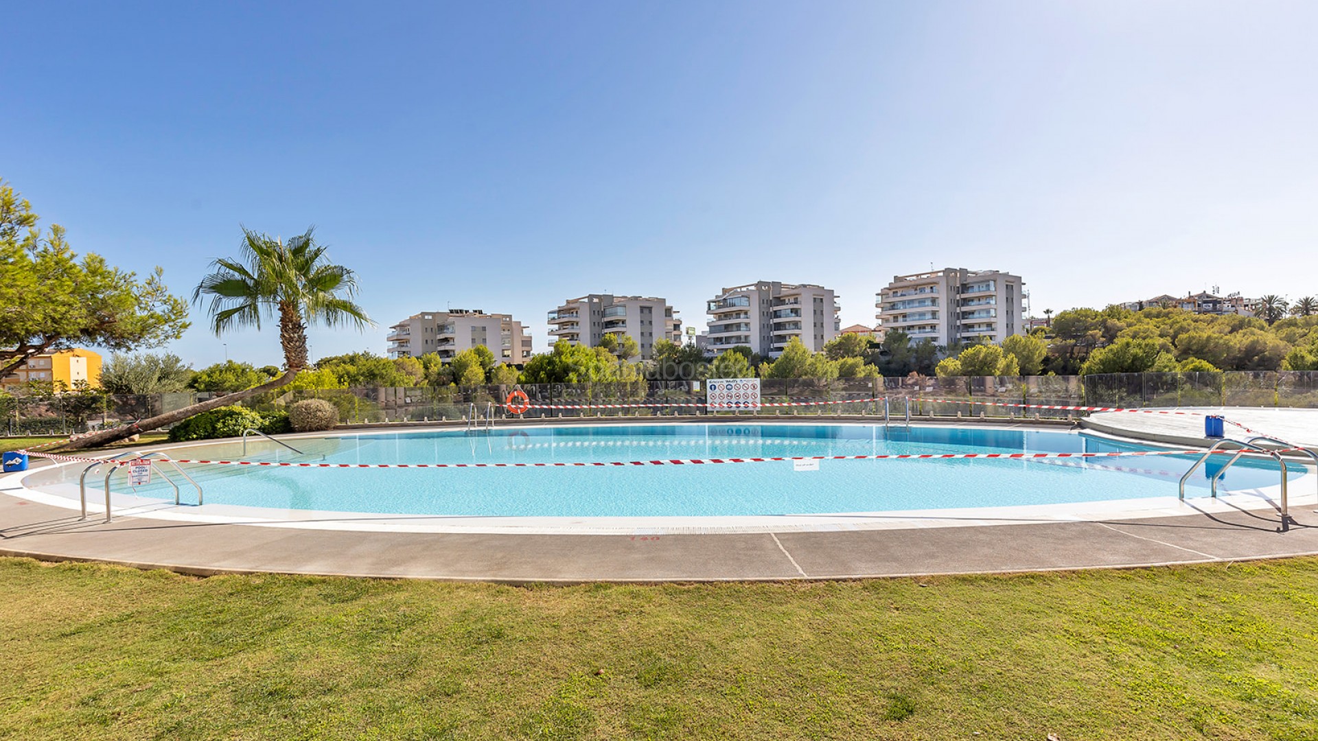 Resale - Apartment -
Orihuela Costa - Villamartin