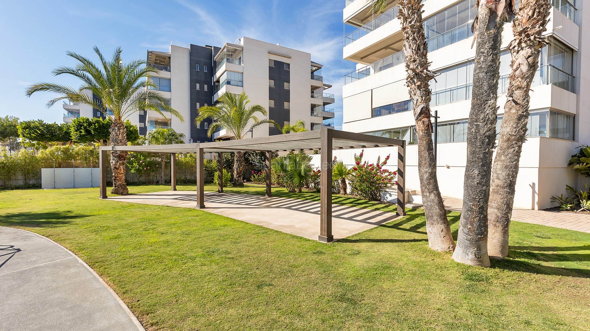 Resale - Apartment -
Orihuela Costa - Villamartin