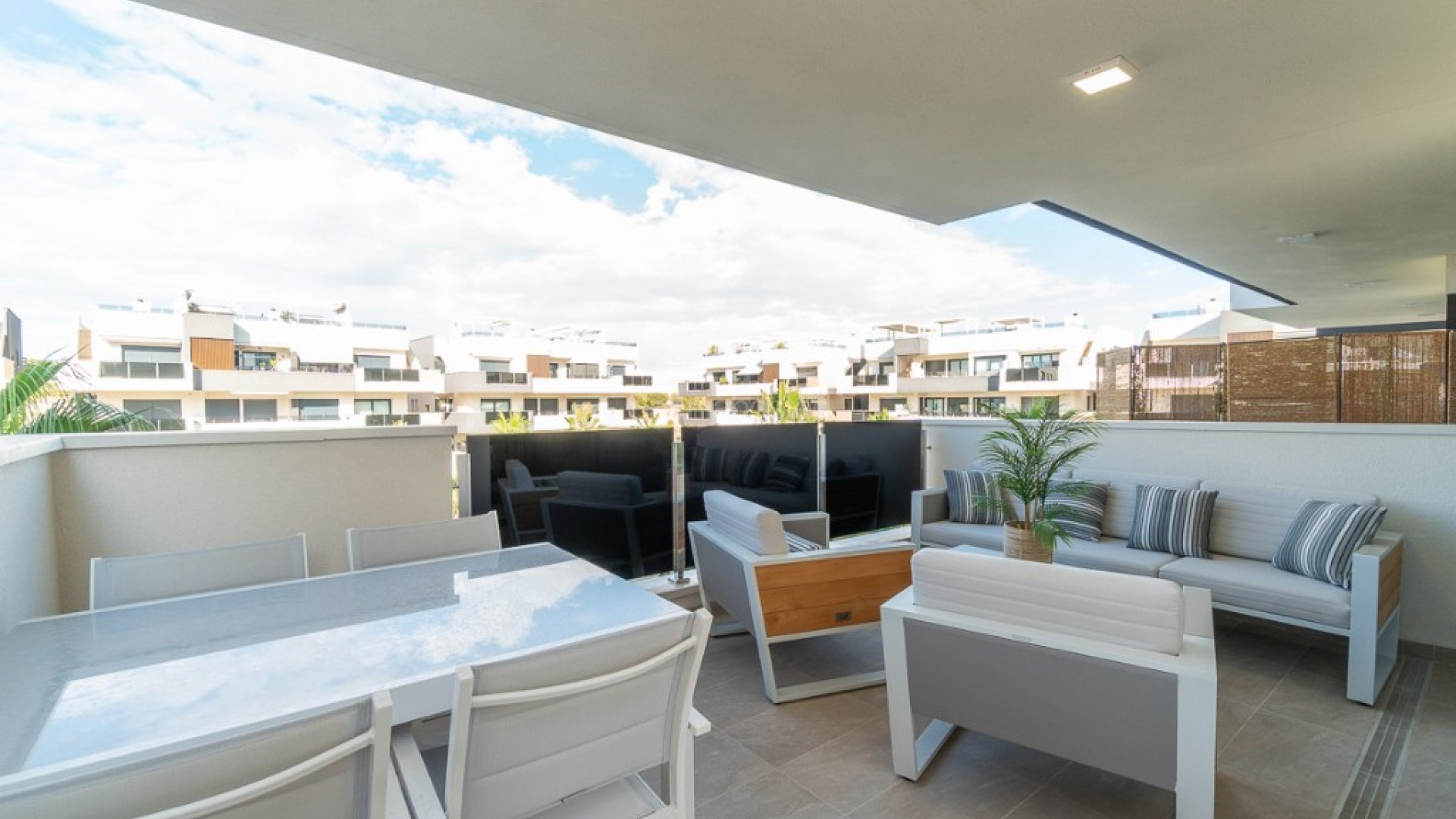Resale - Apartment -
Orihuela Costa