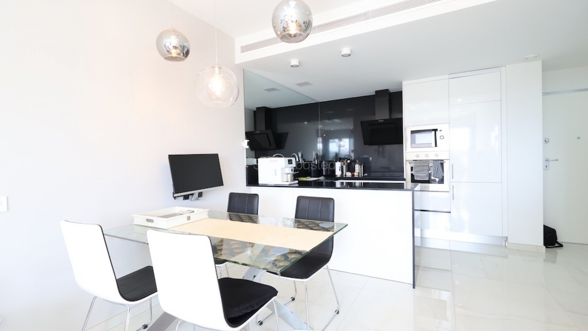 Resale - Apartment -
Orihuela Costa