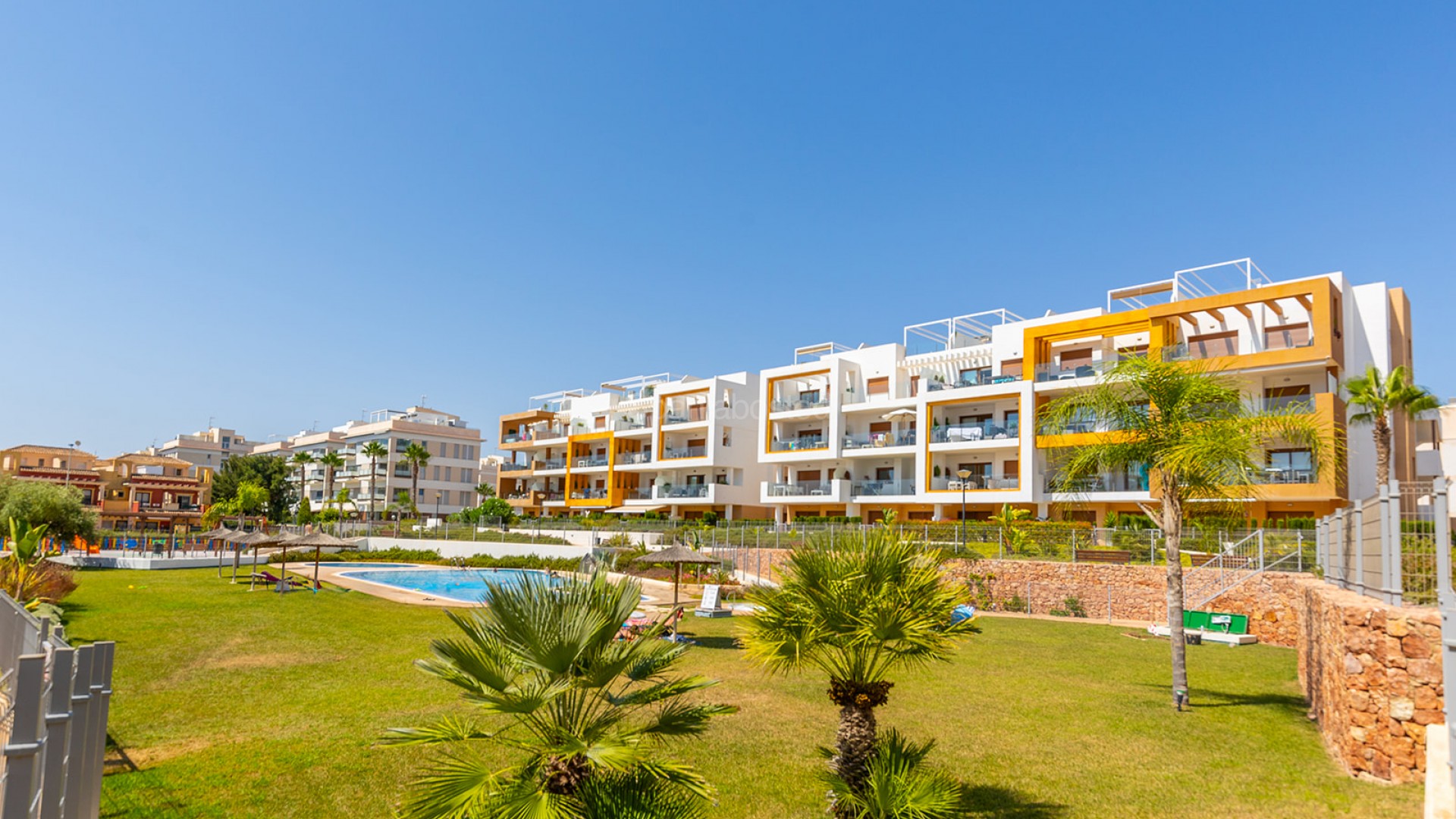 Resale - Apartment -
Orihuela - Orihuela Costa