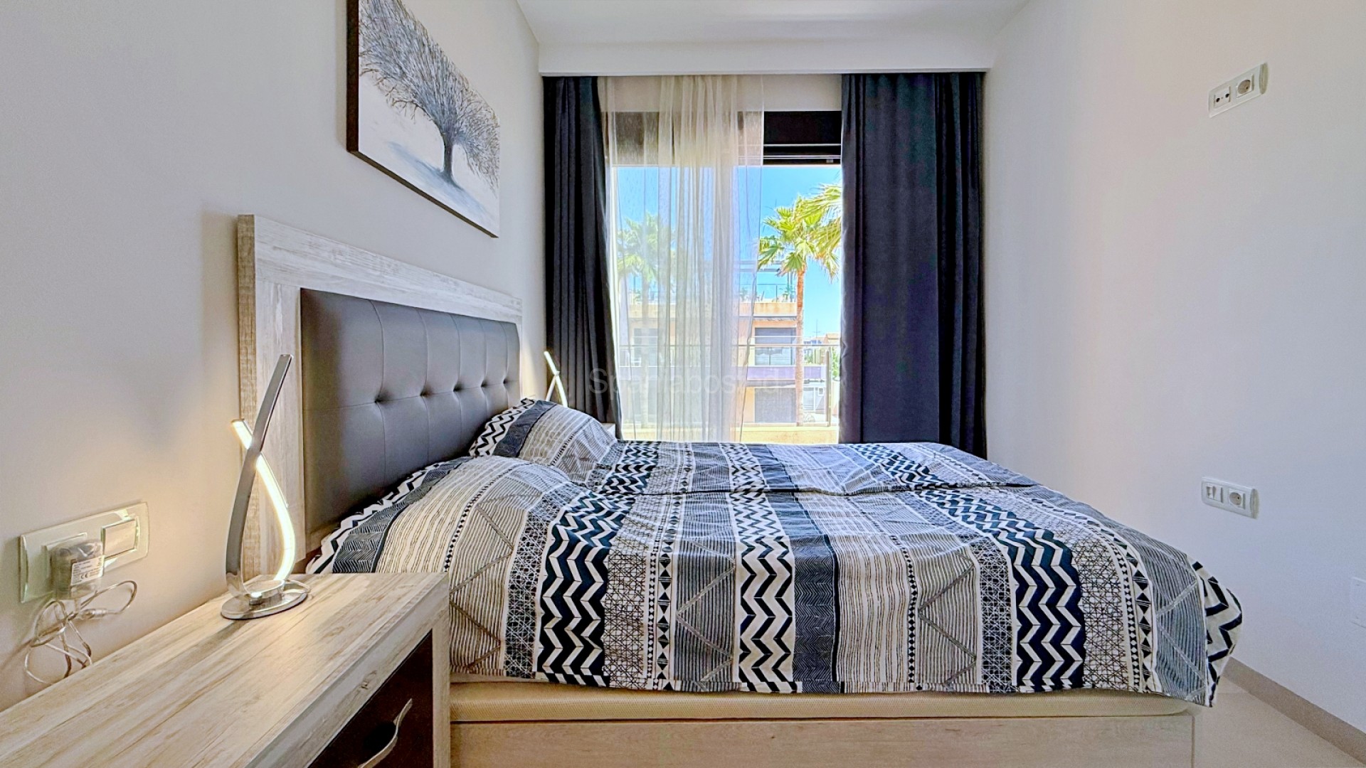 Resale - Apartment -
Pilar de la Horadada - Torre de la Horadada