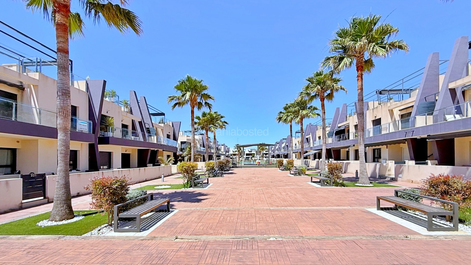 Resale - Apartment -
Pilar de la Horadada - Torre de la Horadada