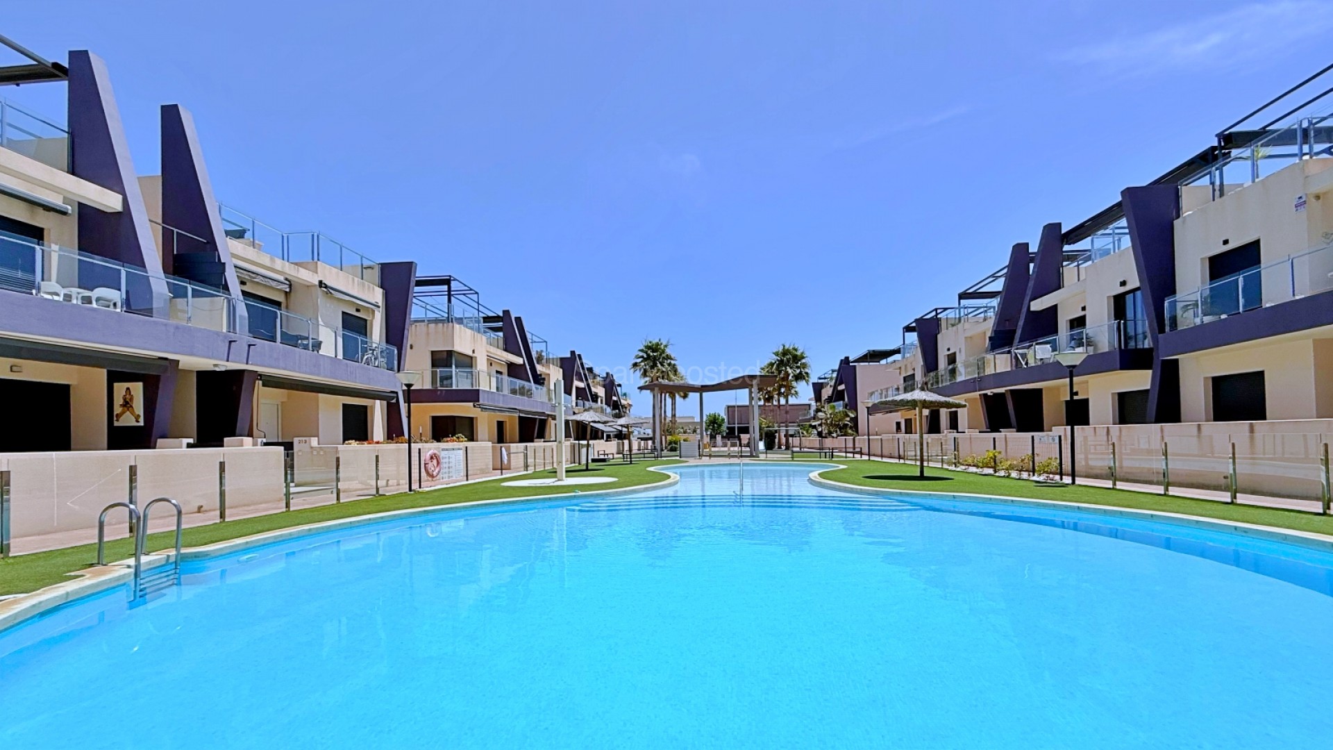 Resale - Apartment -
Pilar de la Horadada - Torre de la Horadada
