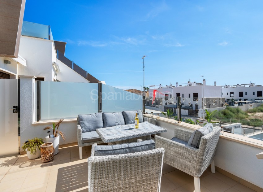 Resale - Apartment -
Pilar de la Horadada