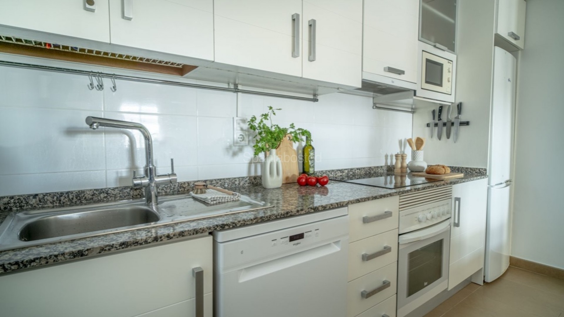 Resale - Apartment -
Playa Flamenca - Zeniamar