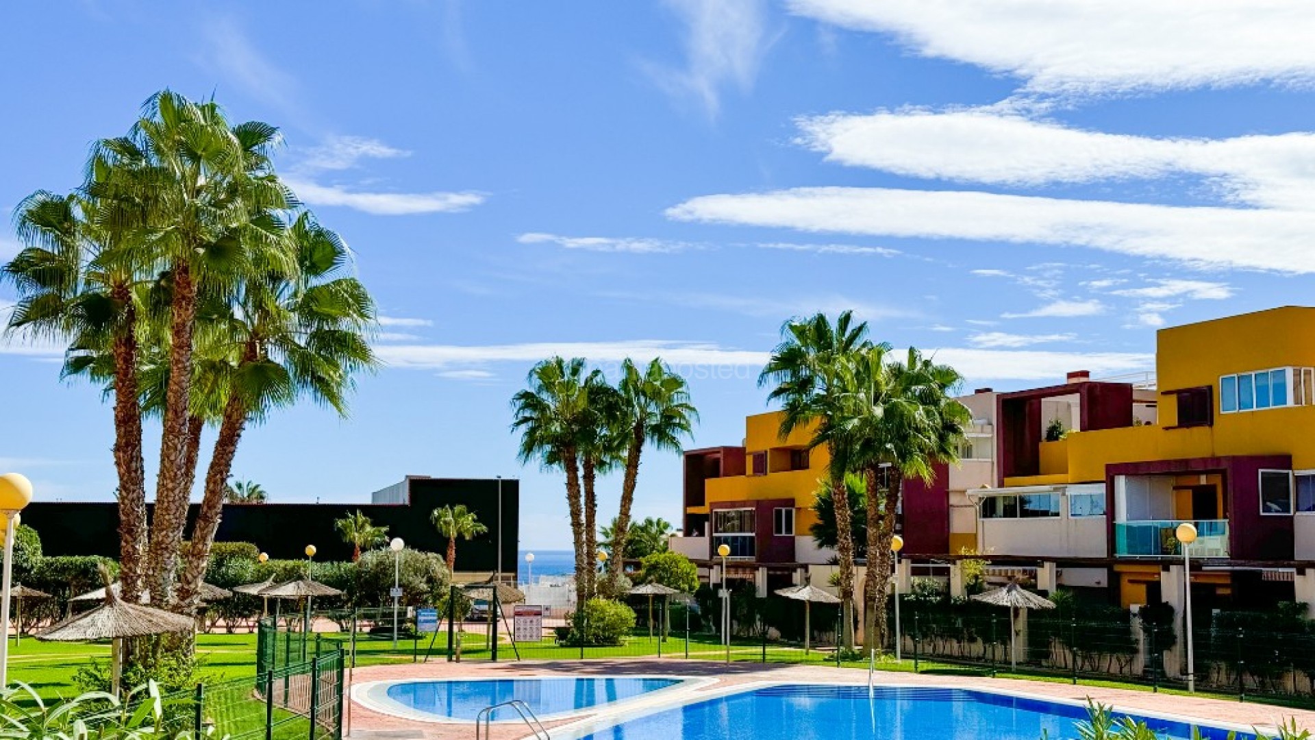 Resale - Apartment -
Playa Flamenca