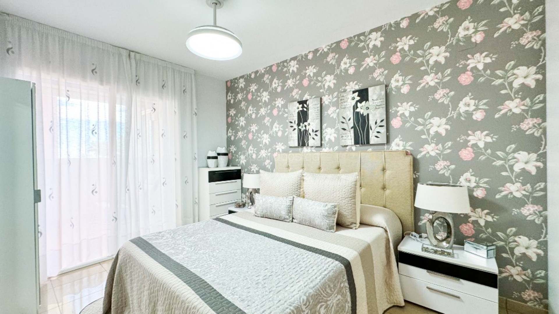 Resale - Apartment -
Playa Flamenca