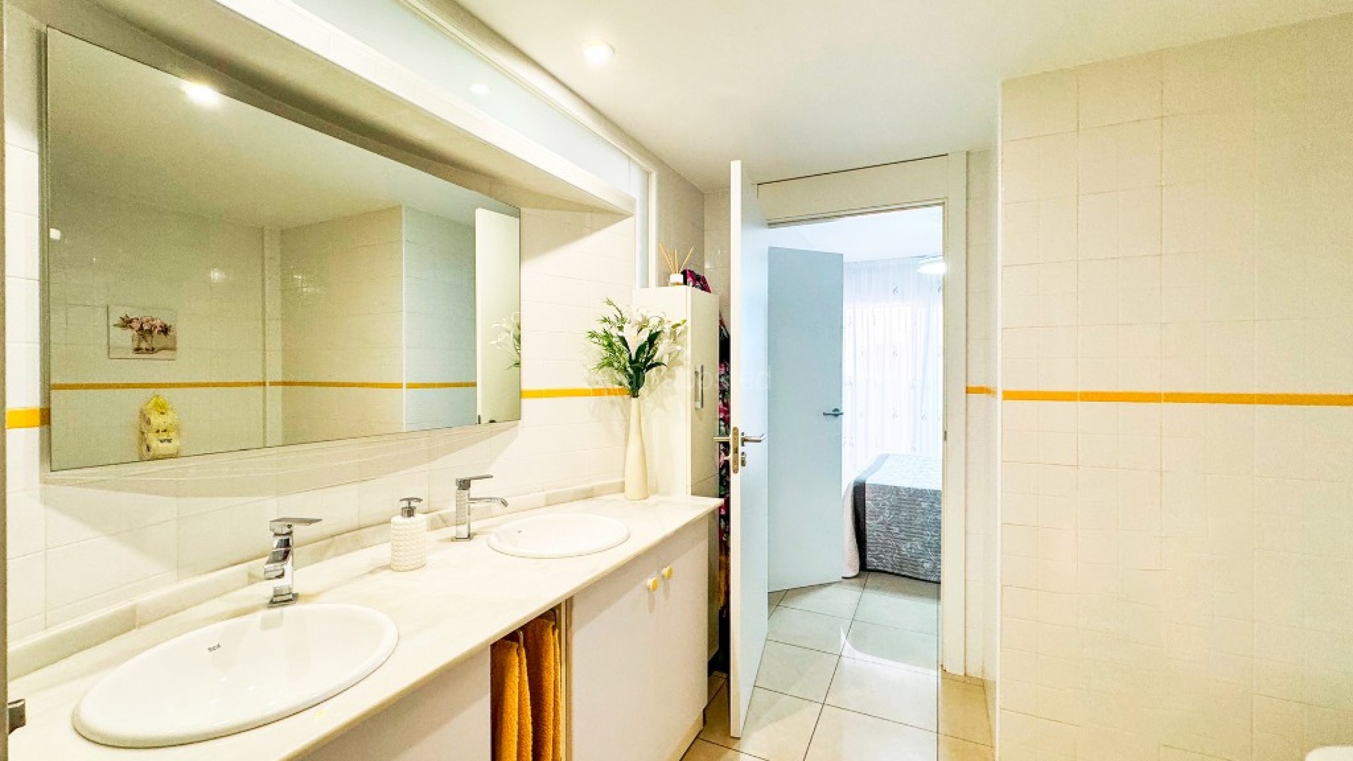 Resale - Apartment -
Playa Flamenca